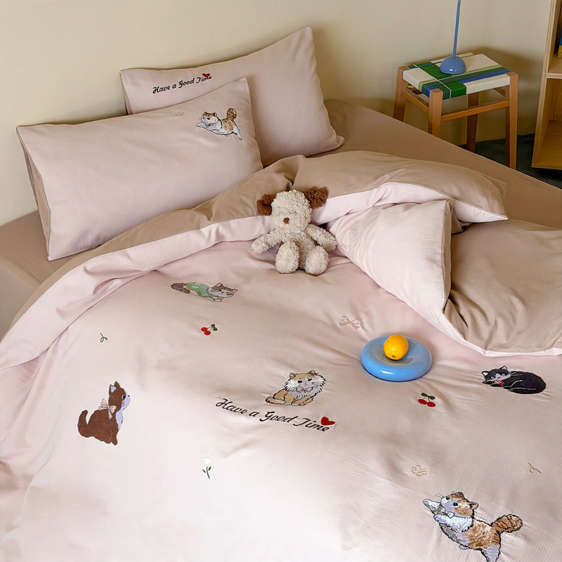 Cotton bedding set, 4-piece, cartoon pattern