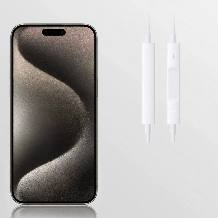 USB-C headphones with silicone tips