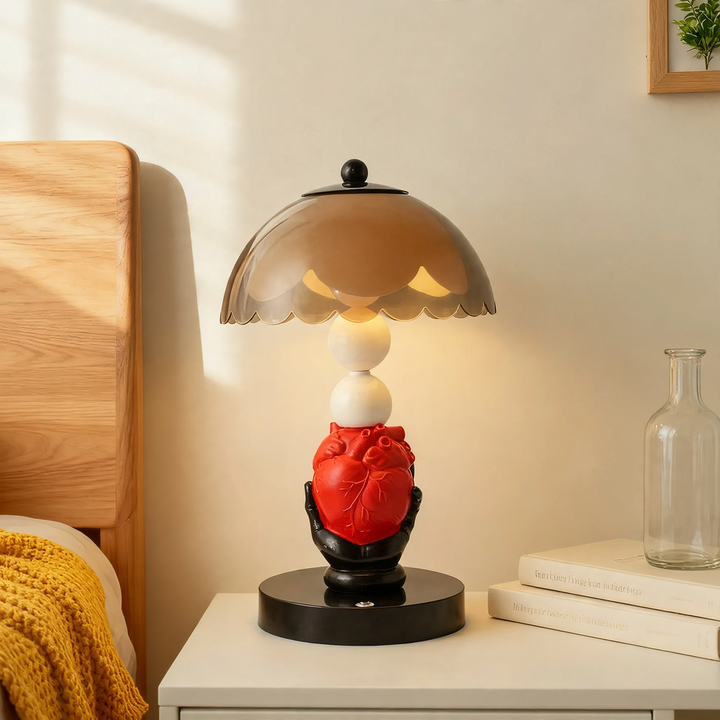 Heart-table lamp, modern art form