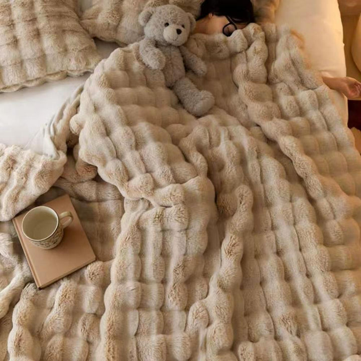Double-layered rabbit fleece wool blanket, Polyester