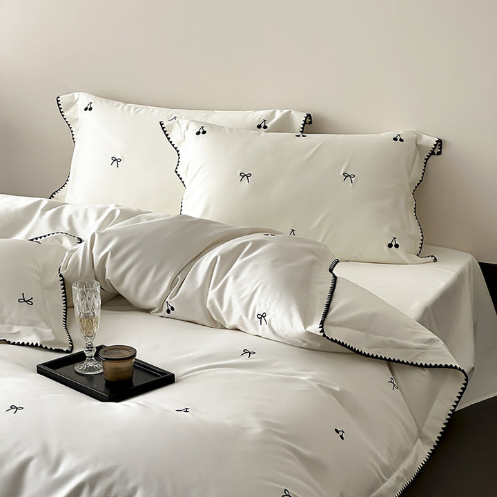 Australian cotton bedding, satin binding