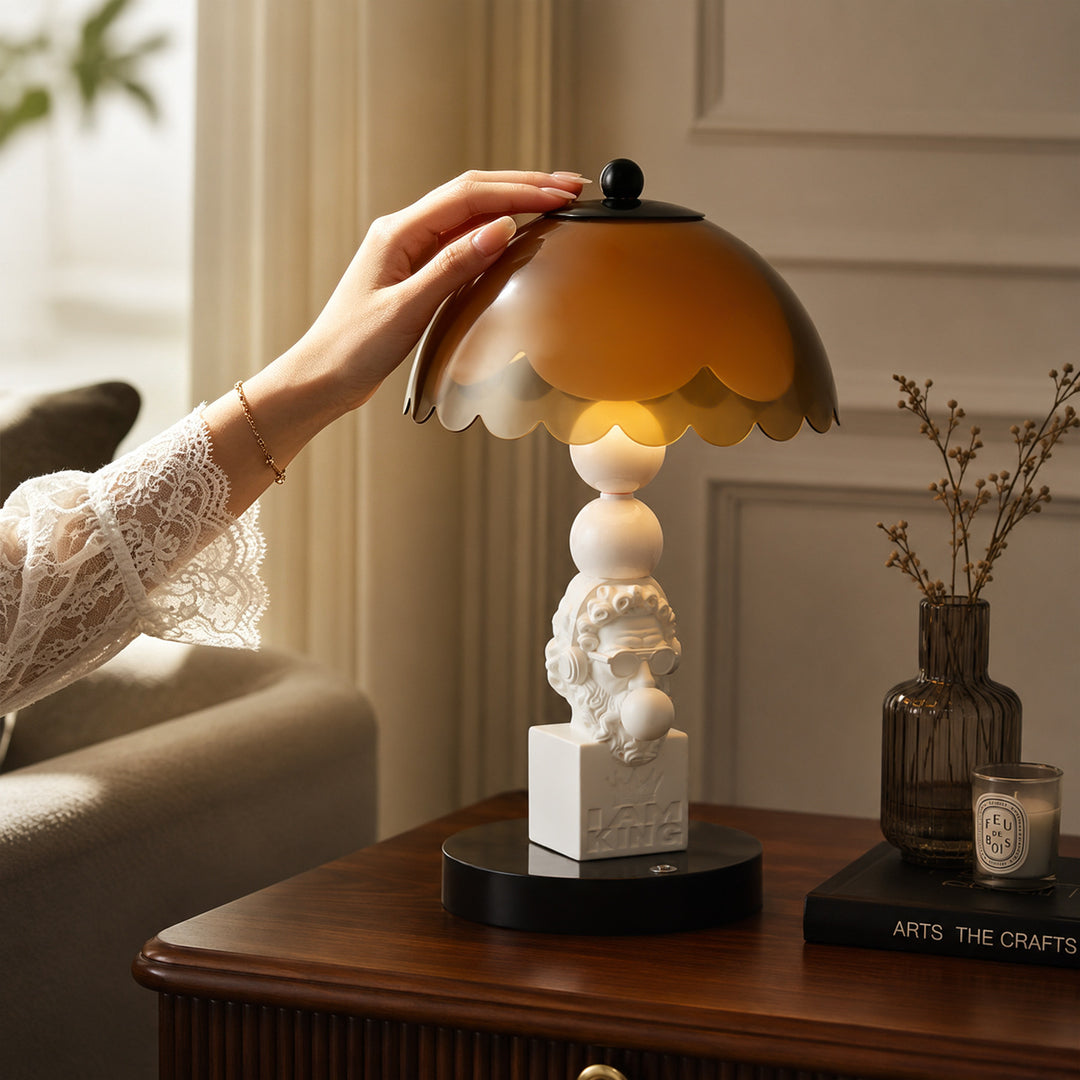 Cartoon Hip-Hop King Table Lamp