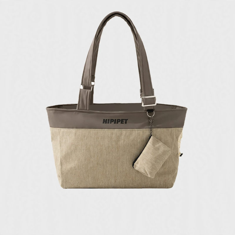 Portable pet carrier bag with shoulder strap