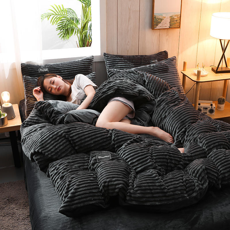 Fluffy bed linen set, 4-piece, year-round
