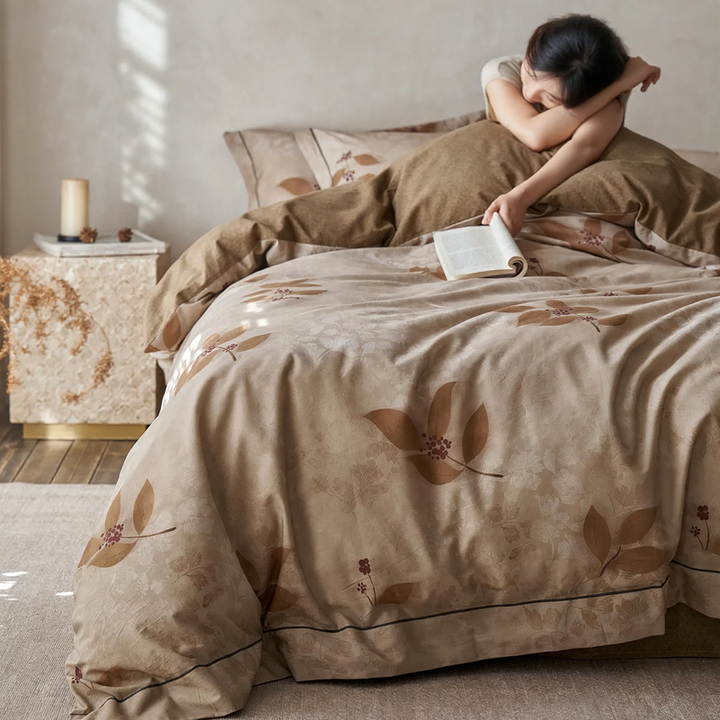Cotton bedding with floral pattern, 4-piece