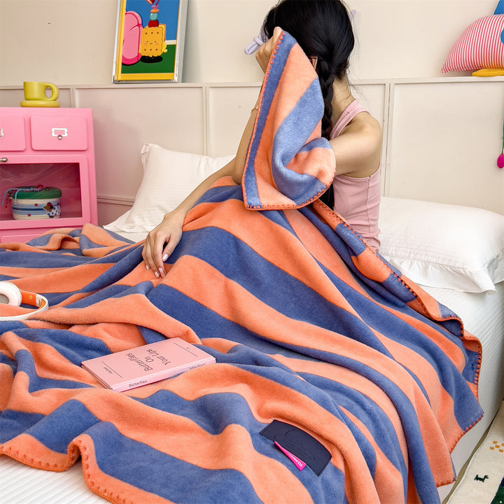 Fluffy wool blanket with wave pattern, versatile
