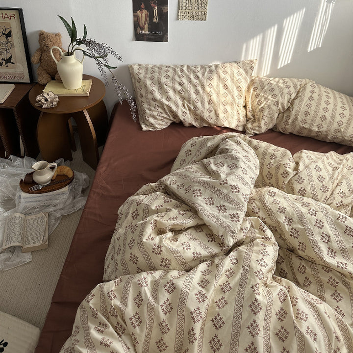 Cotton bedding set, vintage design