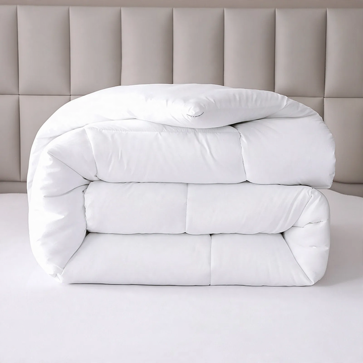 Duvet with down alternative, hotel quality