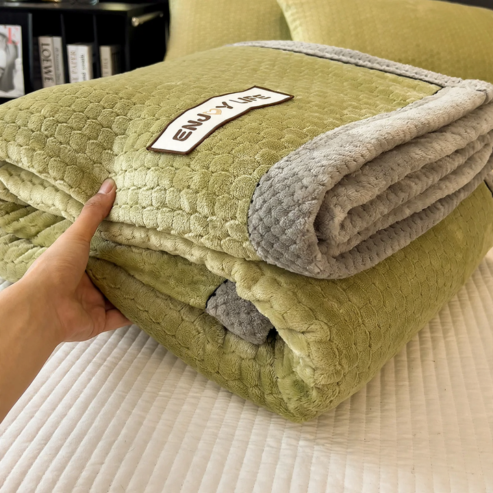Double-sided milk fiber fleece blanket, warm and fluffy