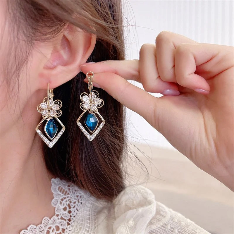 BowLift | Flower Zircon Rhombic Sapphire Drop Earrings