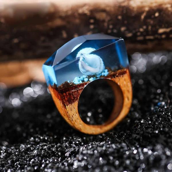 Quanta - Blue Seashell Resin Ring | Bowlift