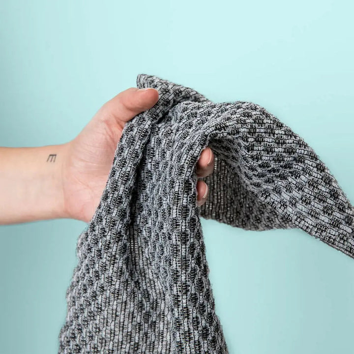 BowLift | Peeling Shower Towel with Silver Ions – Deep Cleaning & Gentle Exfoliation