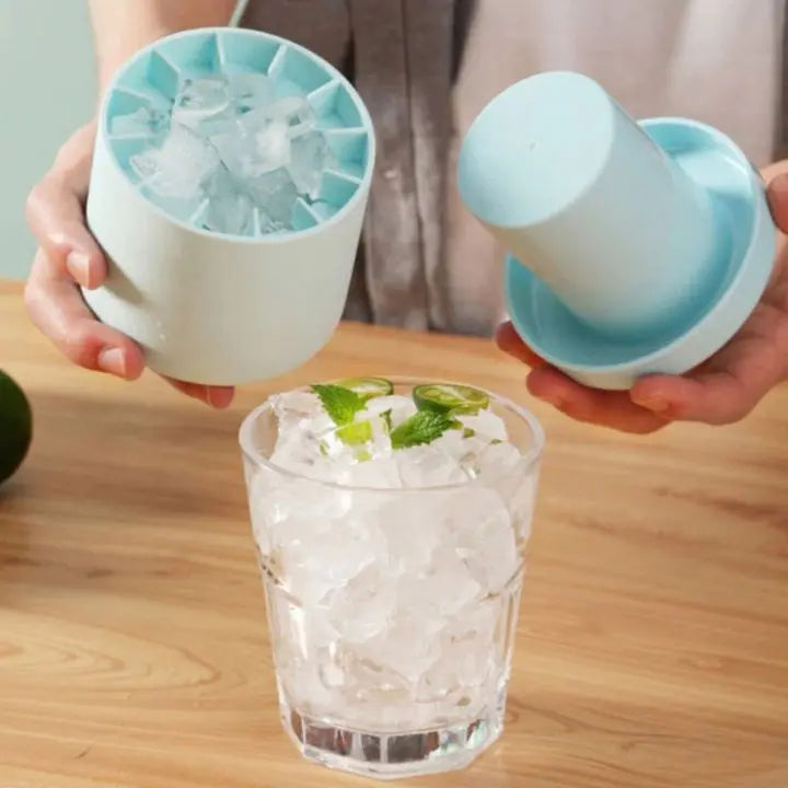 BowLift | Cylindrical Ice Cube Tray made of Silicone – 60 Mini Cubes for Drinks