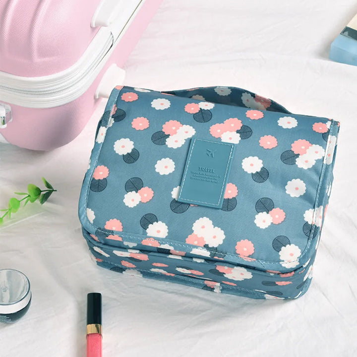 BowLift | Travel Hanging Cosmetic Bag