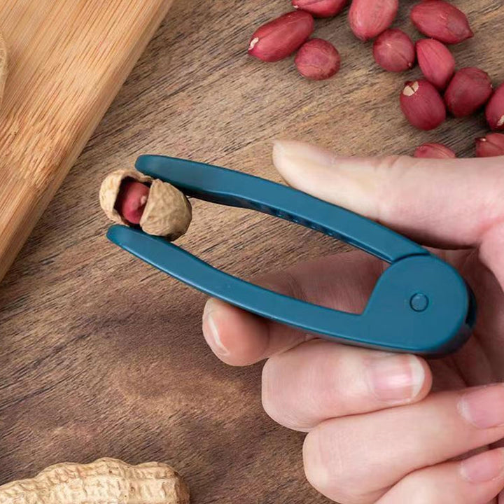 BowLift | Peanut Seed Peel Plastic Peanut Clip