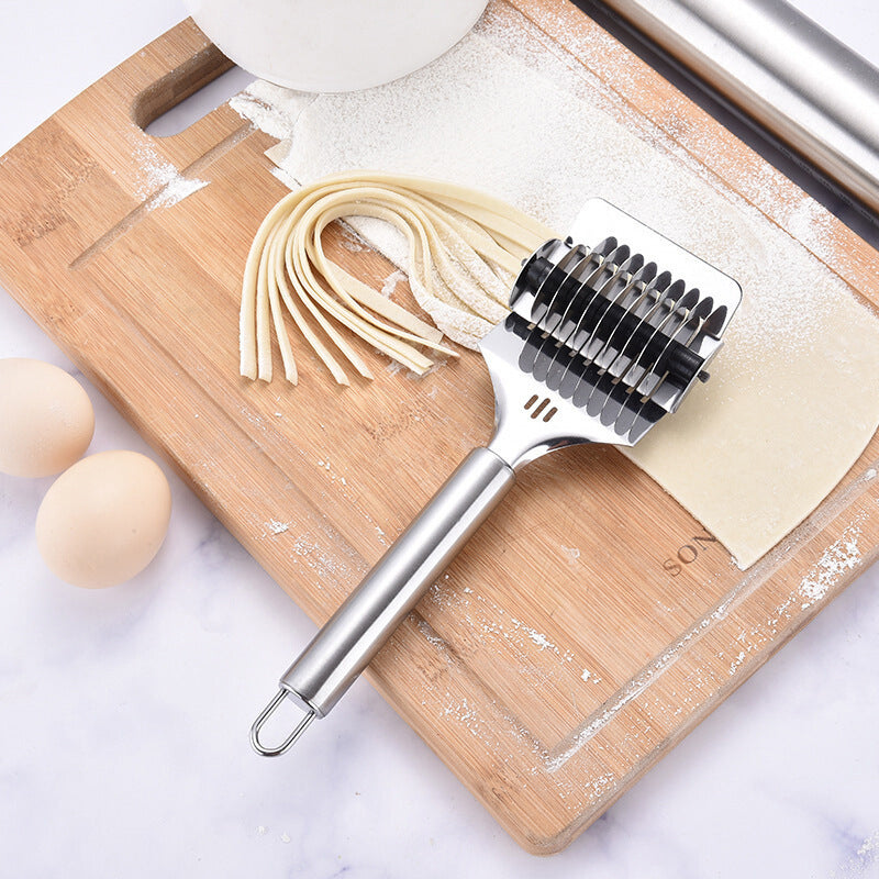 Noodle Spaghetti Cutter Roller | Bowlift