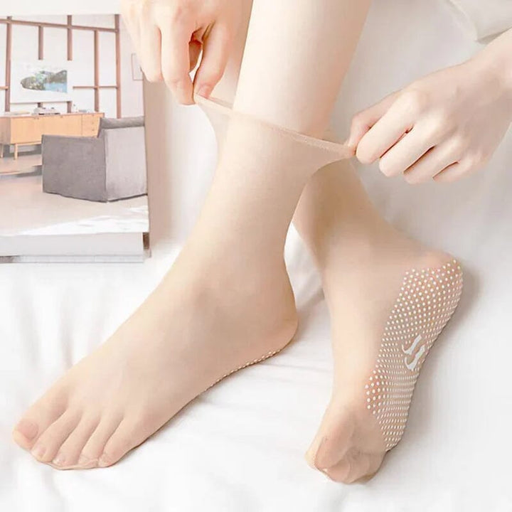 Invisible, Non-slip Crystal Silk Socks | Bowlift