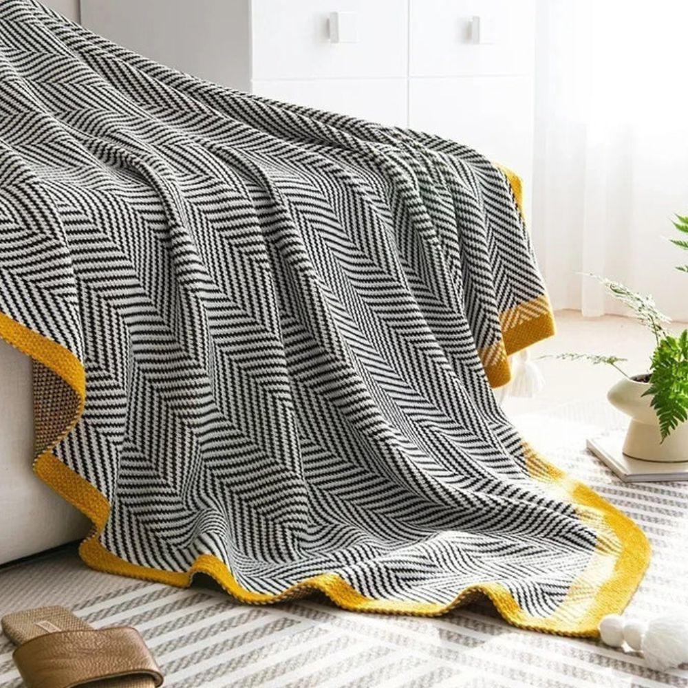 BowLift | Golden Chevron Luxe Blanket