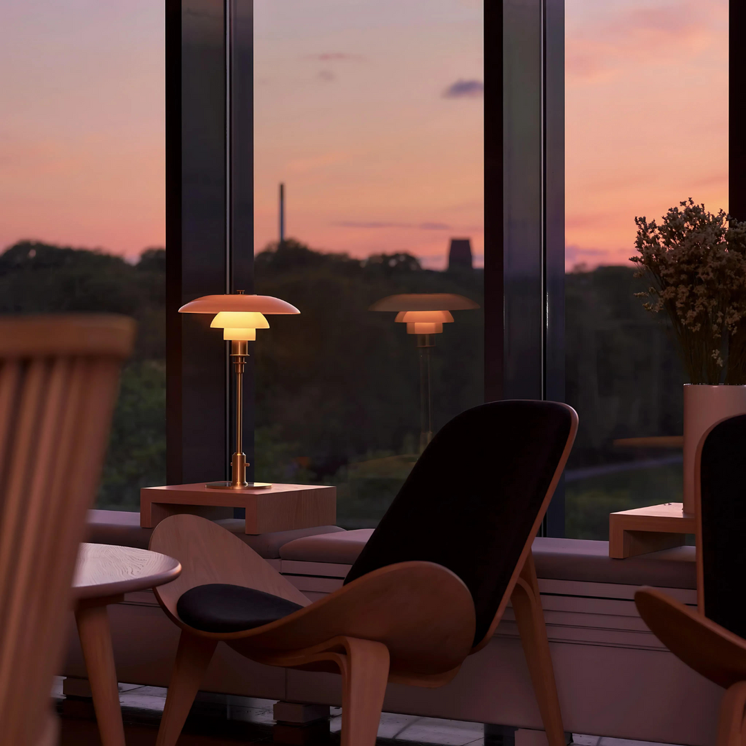 BowLift | Lumière Serein - Elegant Metal Table Lamp