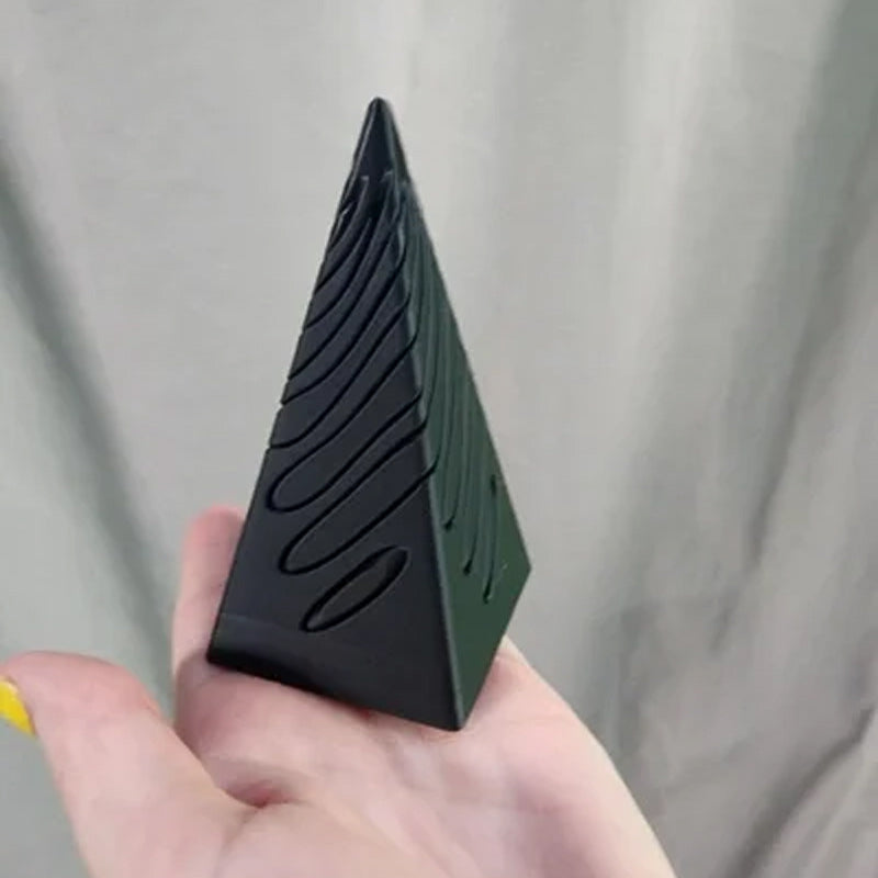 Impossible pyramid passage sculpture | Bowlift