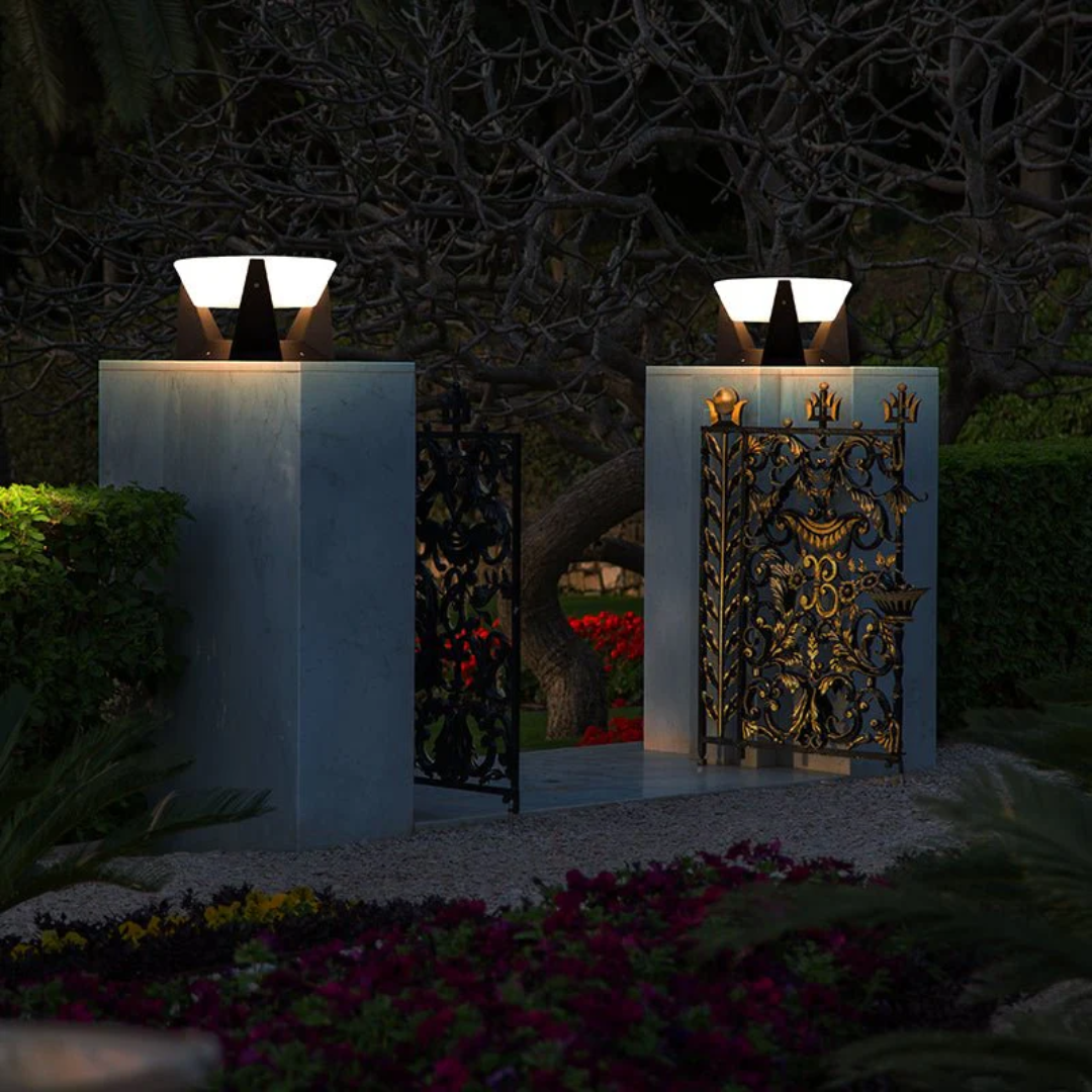 BowLift | Stylish Solar-Powered Outdoor Lamp