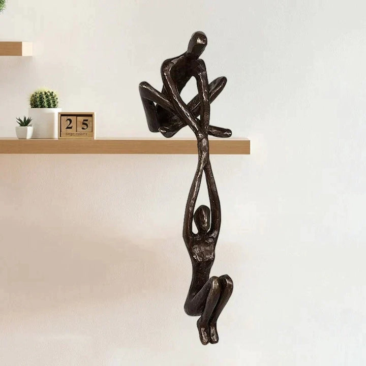 BowLift | The elegance of love and power in every figurine!