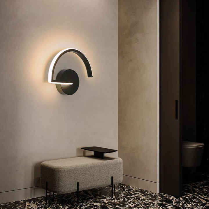 BowLift | Curved Wall Lamp in Aluminum in Modern Style