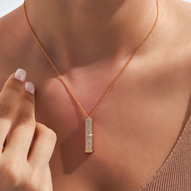 BowLift | Secret I love you message bar necklace