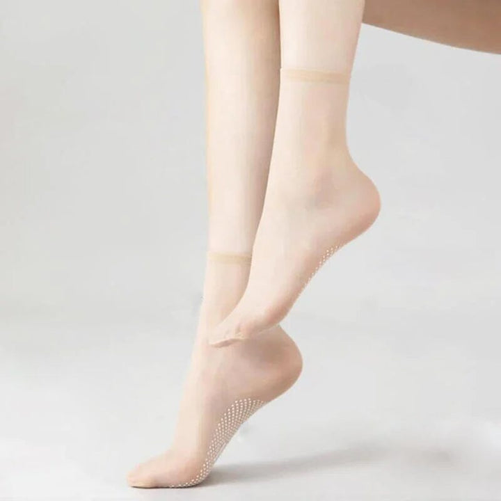 Invisible, Non-slip Crystal Silk Socks | Bowlift