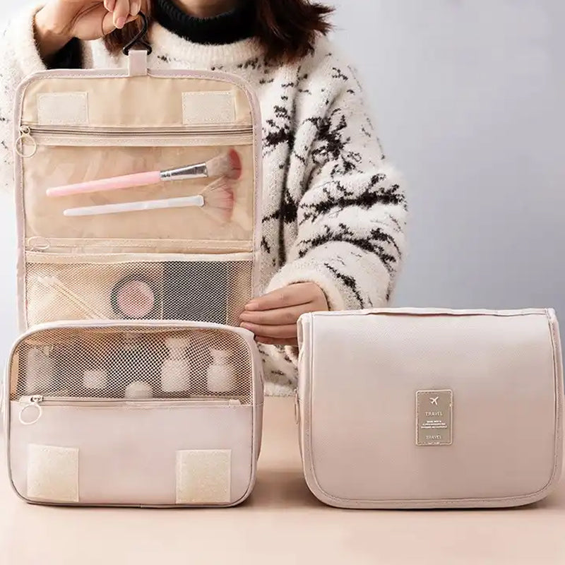BowLift | Travel Hanging Cosmetic Bag