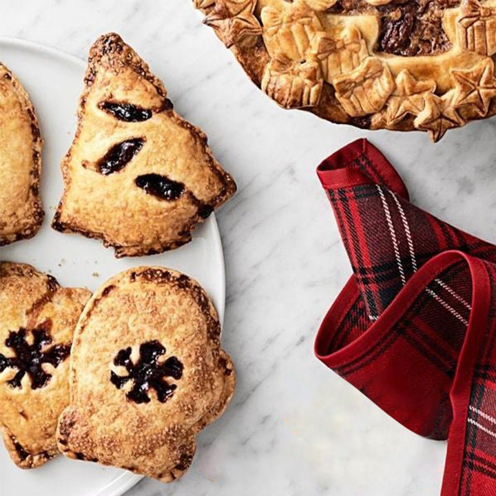 BowLift | Jolly Bites - Christmas Cakes - Enchanted Flavors - Guaranteed Joy