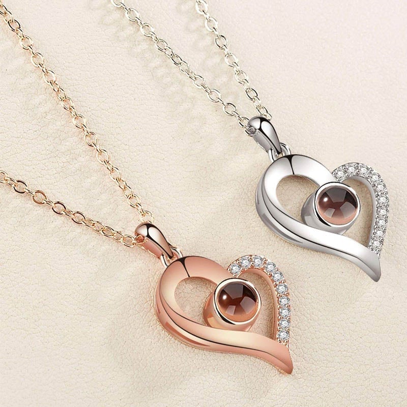 BowLift | Love Projection Heart Necklace (I love you in 100 languages)