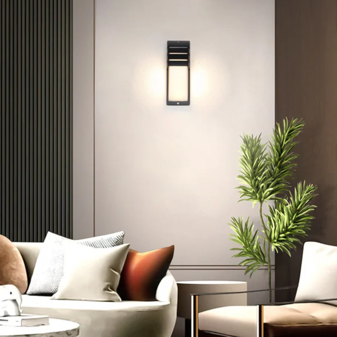BowLift | Outdoor Wall Lamp With Sensor