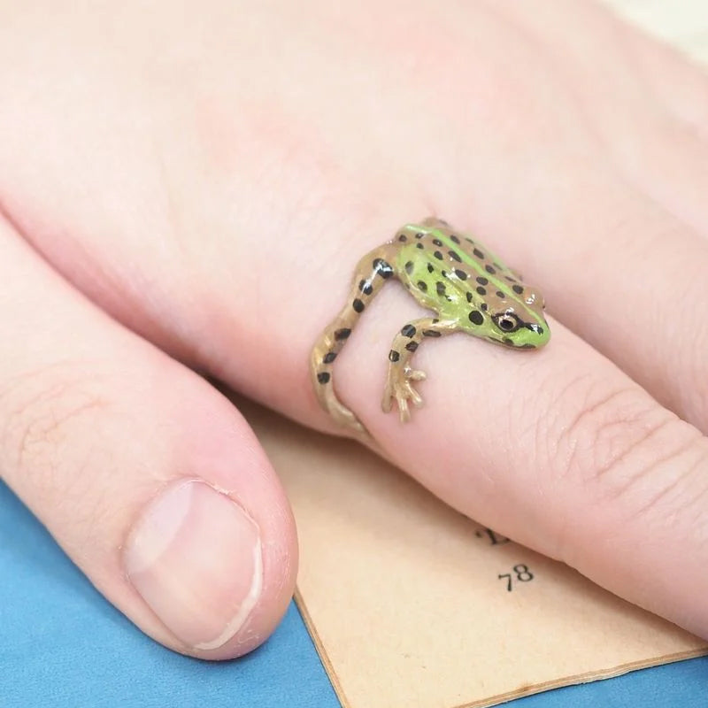 BowLift | Latest-tree Frog Ring Earrings