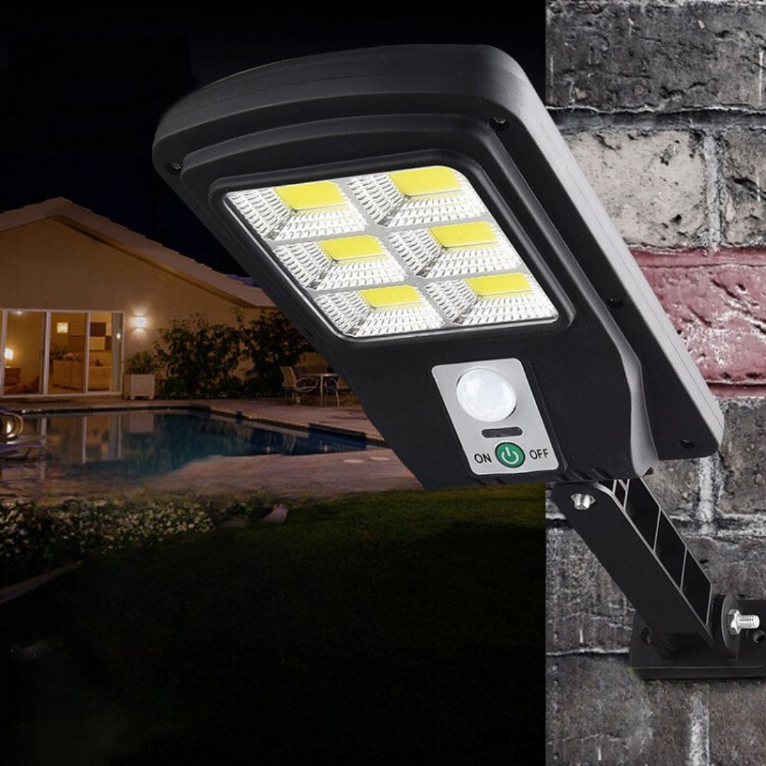 BowLift | Solar Street Light with 4000 Lumens (Clearance Sale)