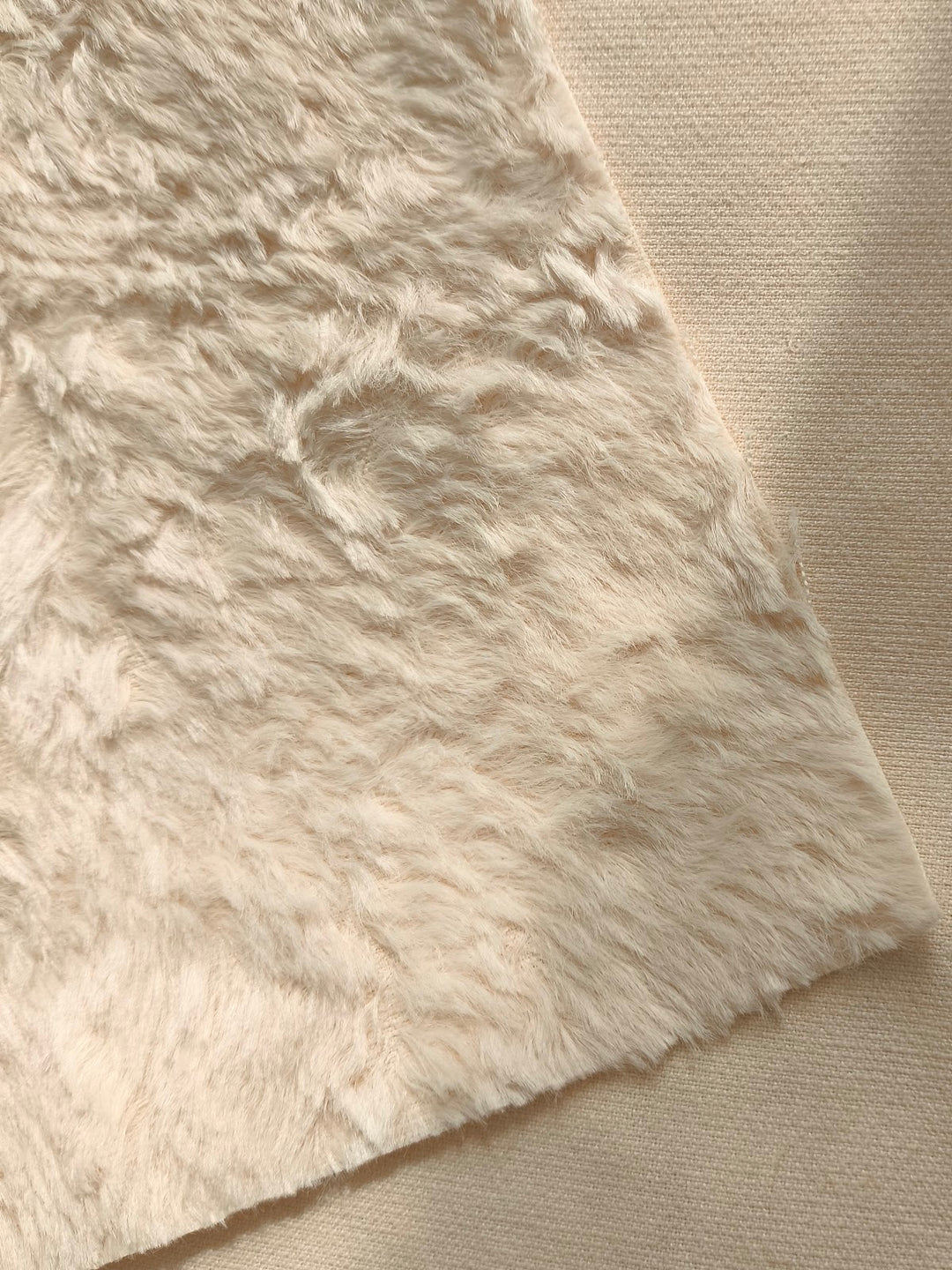Cotton fabric with teddy bear motifs