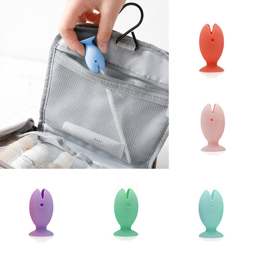 Silicone case for the toothbrush in fish shape | Bowlift