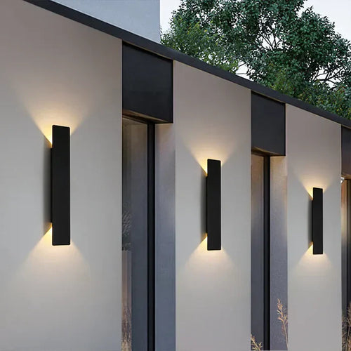 StormGlow Light - Weatherproof LED Outdoor Wall Lamp | Bowlift