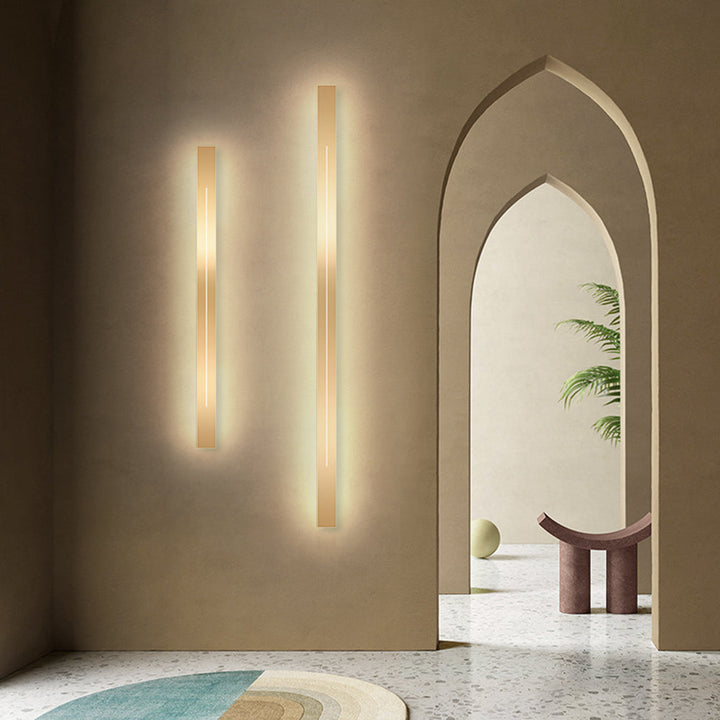 Modern LED Wall Lamp - LumièreGold | Bowlift