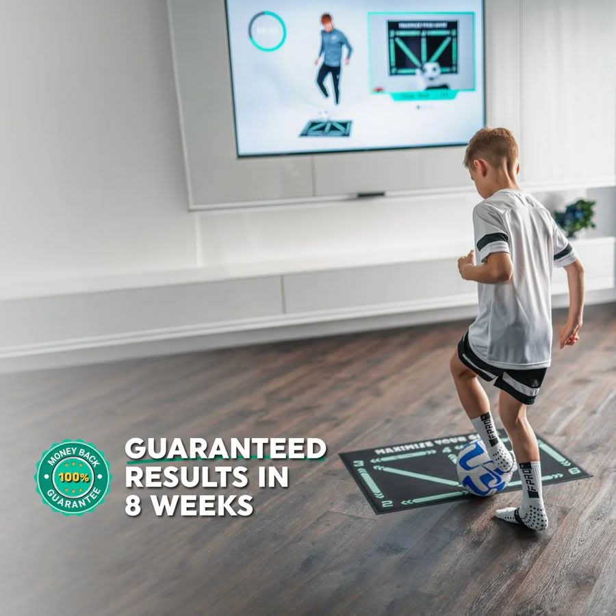 BowLift | SKILLZONE – Technical mat for soccer training with anti-slip socks, 2 × 2 m indoor