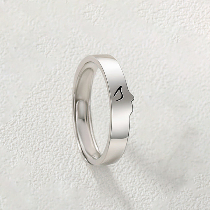 BowLift | Love at first kiss couple rings