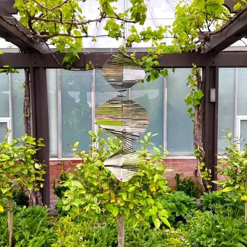 BowLift | Living Rotating Garden Decoration
