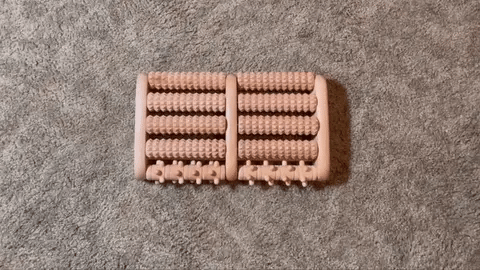 Foot massage board made of wood – reflex zone massage | Bowlift