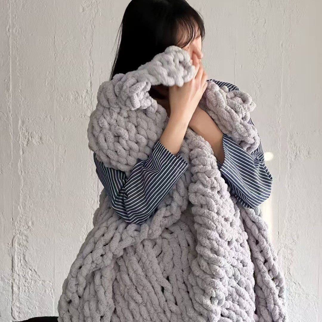 Knitted sofa blanket in Nordic style, chenille, 130x160cm