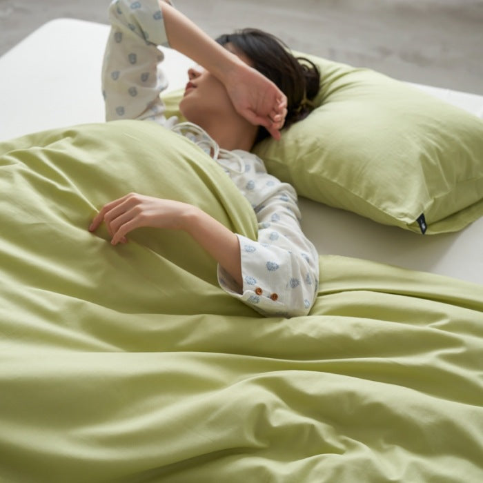 Duvet cover made of long-staple cotton, solid color