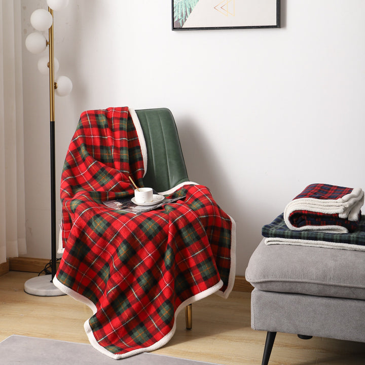 Cuddle blanket with check pattern, polyester