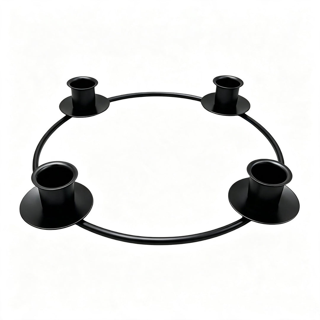 Metal candle holder in wreath design