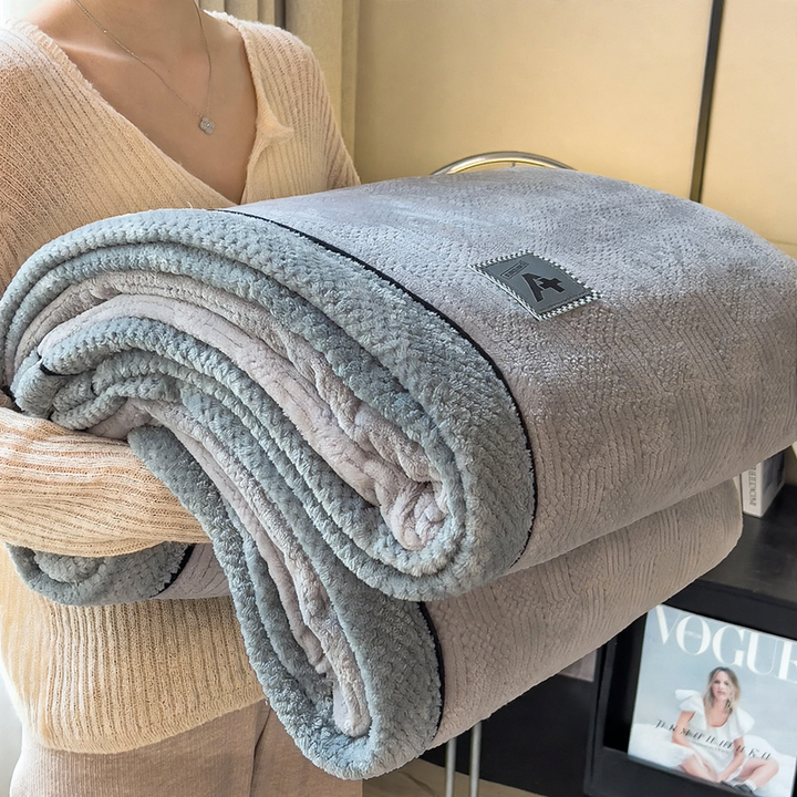 Warm flannel blanket, extra thick, for office and home