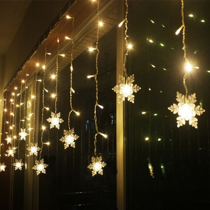 LED-Snowflake-Curtain-Light-String