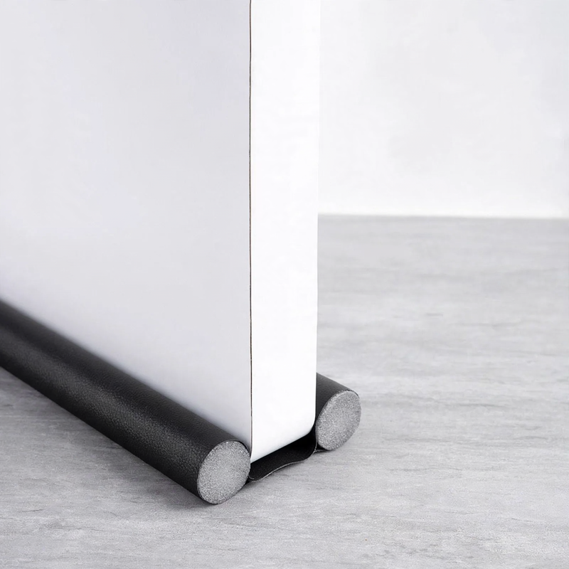 Double door bottom seal in leather look